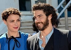 découvrez les rôles marquants de tahar rahim, acteur français reconnu pour ses performances intenses et captivantes au cinéma.