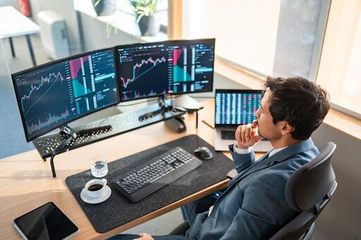 Pourquoi les investisseurs ne se contentent plus des bénéfices d'une entreprise