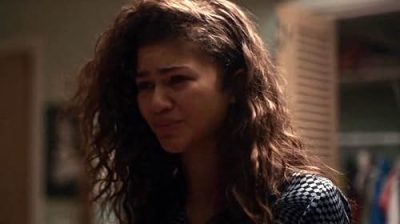 découvrez la nouvelle série euphoria, un drame captivant qui explore les défis de l'adolescence moderne à travers des histoires poignantes et des personnages complexes. plongée dans un univers visuel et émotionnel saisissant, cette saison promet d'aborder des thèmes universels tels que l'identité, l'amour et la résilience.