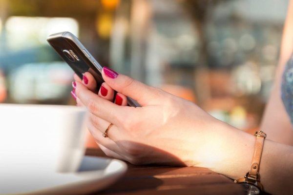 découvrez comment accéder et récupérer facilement un document sur votre appareil samsung grâce à nos conseils pratiques et étapes simples.
