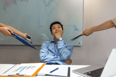 homme sollicité travail