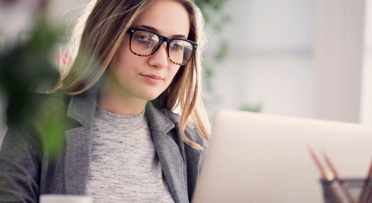 combien-gagne-vraiment-un-community-manager