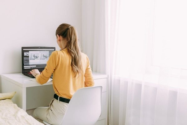 girl-in-yellow-using-her-laptop-at-home-work-at-home-study-at-home-girl-laptop-yellow-freelancer_t20_rLmQ6o.jpg